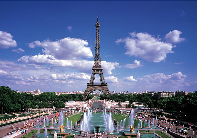 마르스 공원의 에펠탑